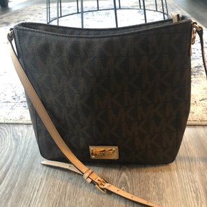 Michael Kors Large Messenger Bag - Brown
